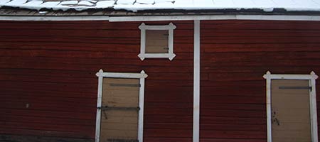 Buckling siding